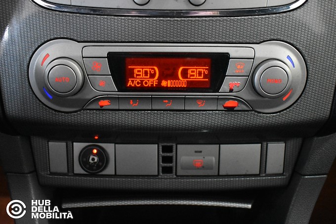 FORD Focus+ 2.0 (145CV) 5p. Bz.- GPL